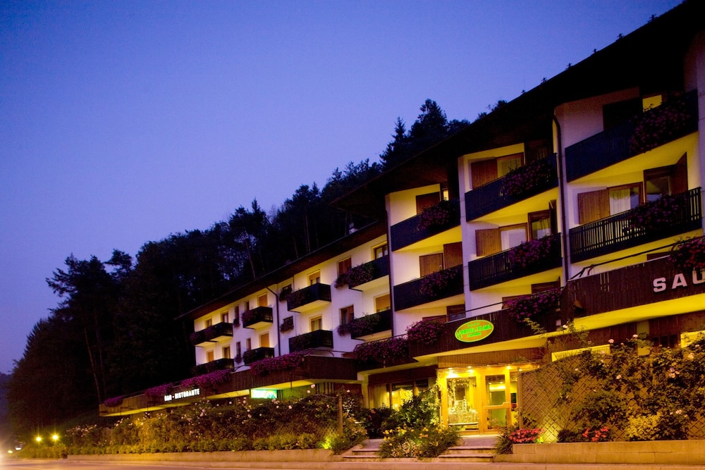Comano Cattoni Holiday - last minute hotel in Ponte Arche
