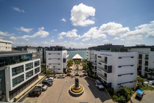 English Point Marina Luxe C405 — 5-Star Luxury Hotel in Mombasa, Kenya