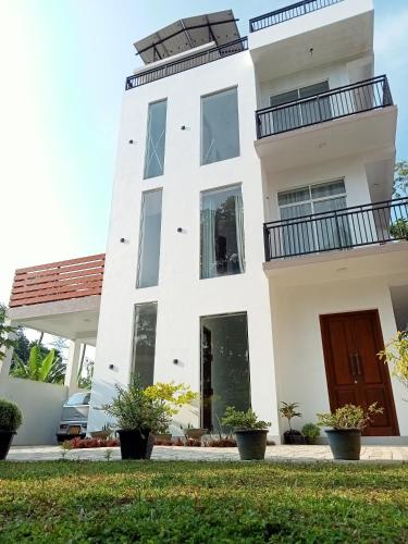 Nilwala Gate wetland Stay — 4-Star Luxury Hotel in Matara, Sri Lanka