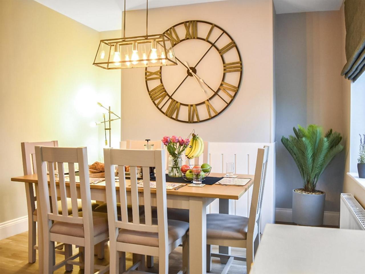 Lavender Cottage — 5-Star Luxury Hotel in Seahouses, United Kingdom