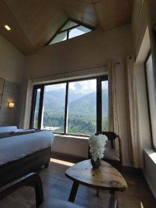 Hotel Arohan Inn — 5-Star Luxury Hotel in Manali, India