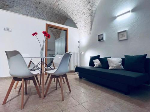 Suite Dimora White Ostuni — 4-Star Luxury Hotel in Ostuni, Italy