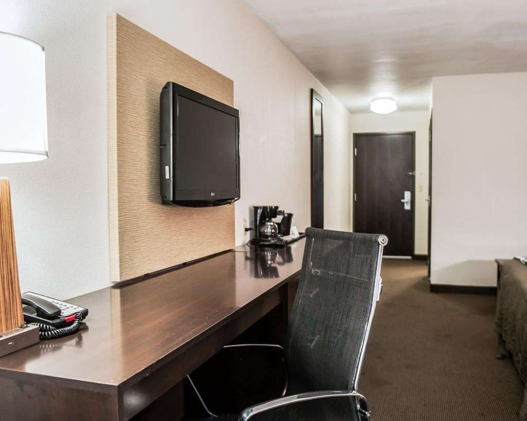 Sleep Inn & Suites Fort Campbell - photo 16