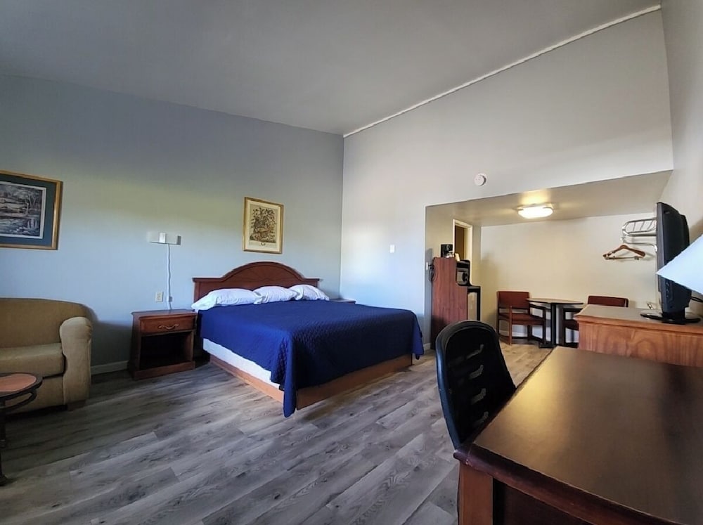 Welcome Inn And Suites - photo 11