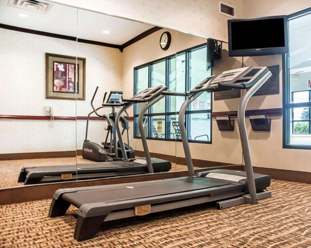Quality Inn Near Walden Galleria Mall - photo 26