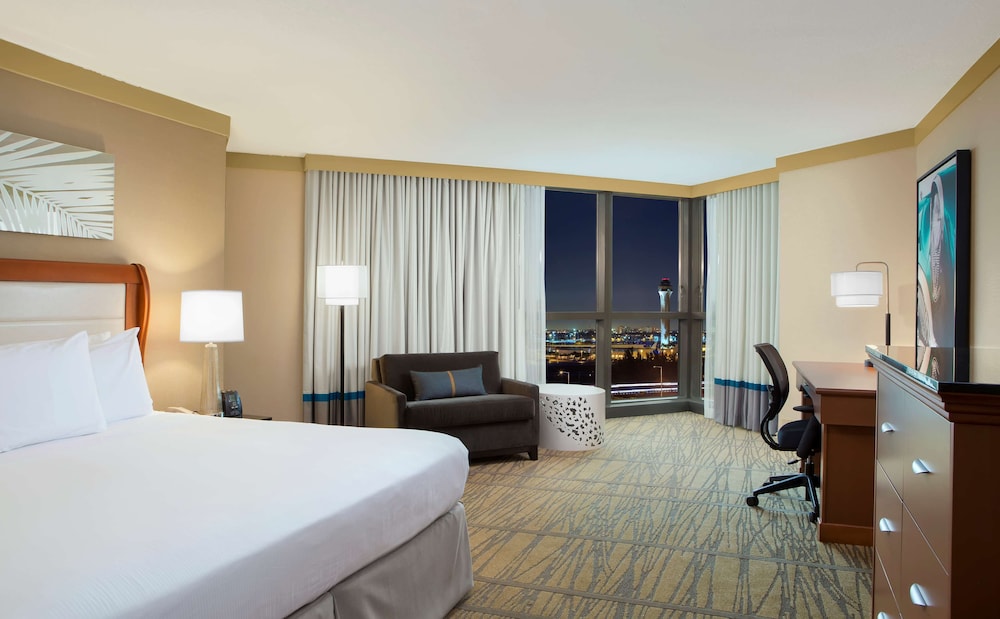 DoubleTree by Hilton Hotel Miami Airport & Convention Center - photo 22