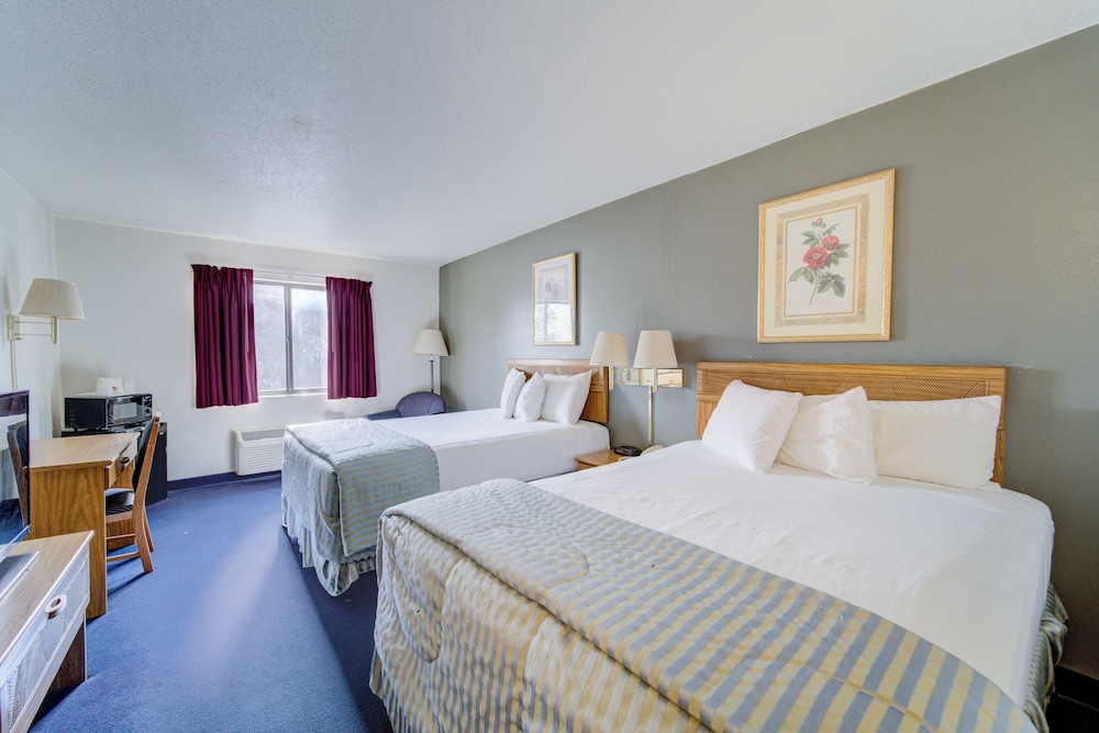 Capital O Amerihost Inn and Suites Fulton Hwy 54 MO - photo 25