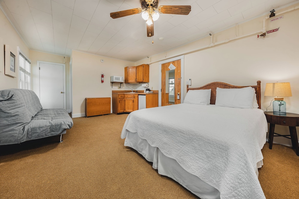 Shawmont Hotel - photo 7