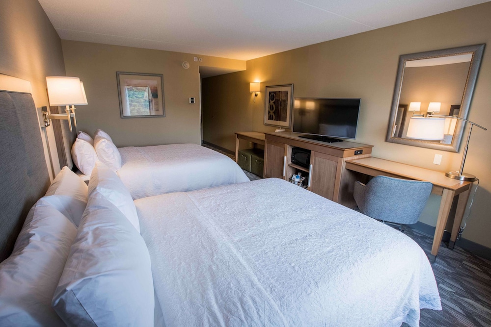 Hampton Inn & Suites Tilton - photo 26