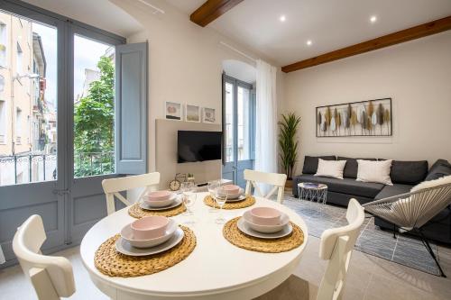 Lovely & Cozy apartment in the heart of Banyoles — 4-Star Luxury Hotel in Banyoles, Spain