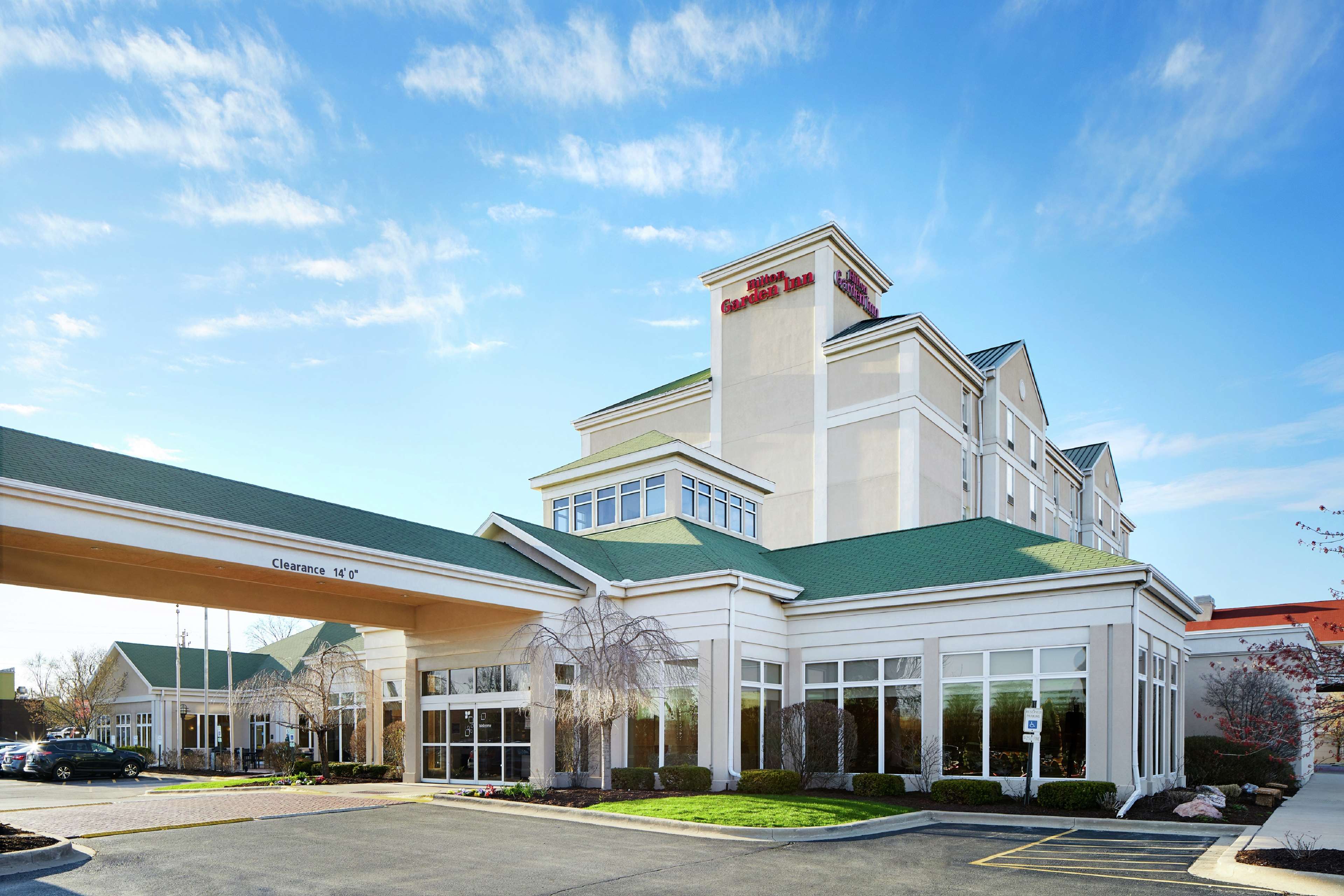 Hilton Garden Inn Champaign Urbana - carbon neutral hotel in Champaign
