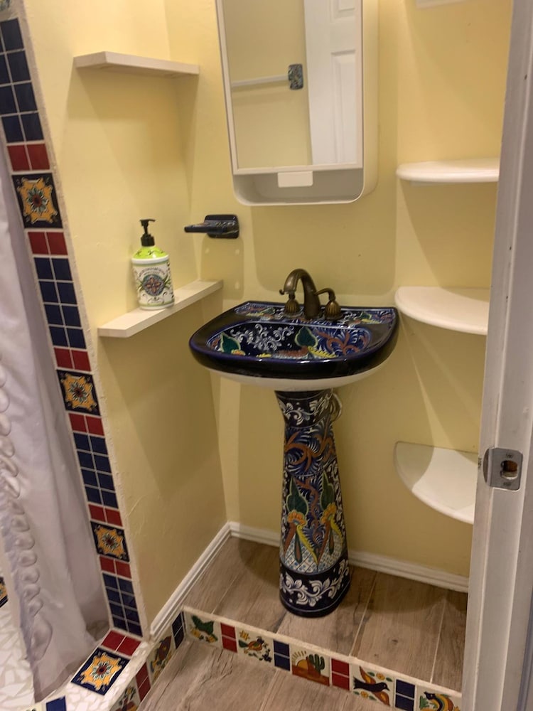 NEW Jungle Paradise Treehouse Suite With Resort Amenities Elevator Access Outdoor Kitchen Lagoon Lazy River Pool RV Hook up - photo 53