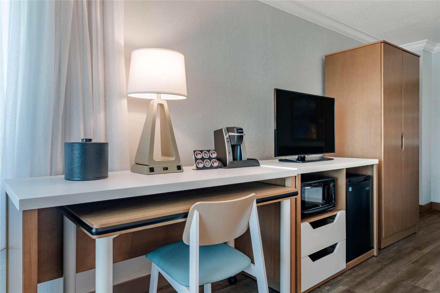 Dolphin Sands Clearwater Beach an Ascend Collection Hotel - photo 19