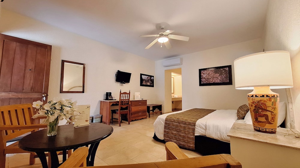 Hotel Villas Chicanna