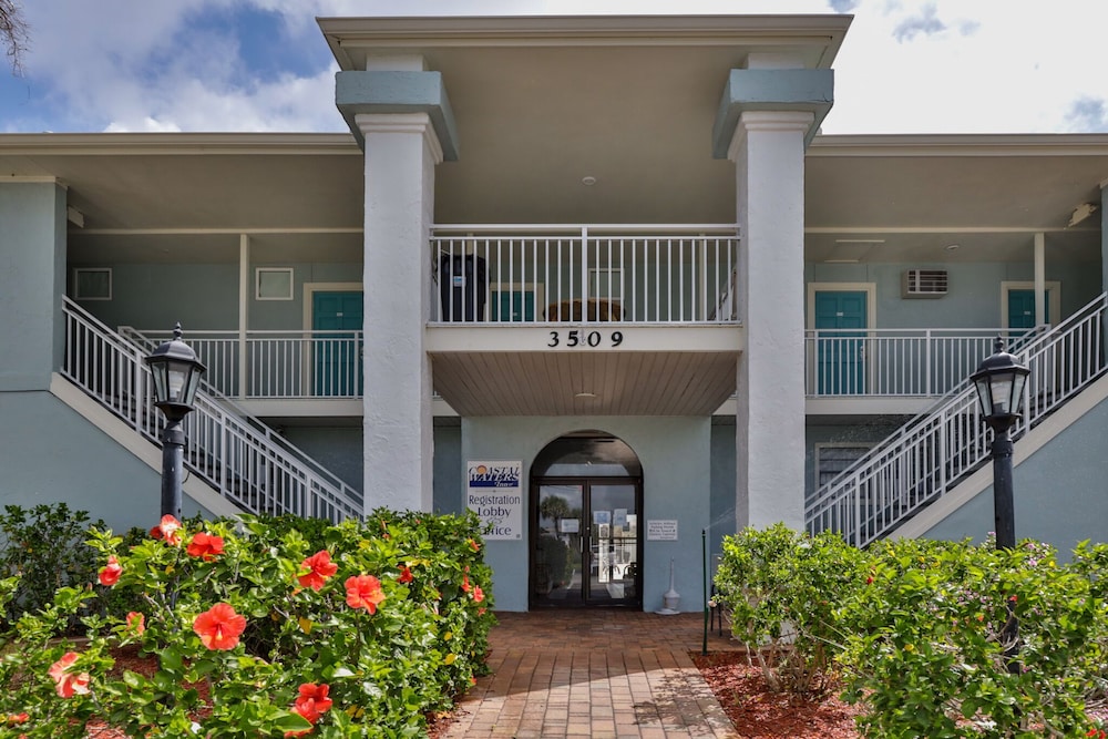 Coastal Waters Inn - photo 184