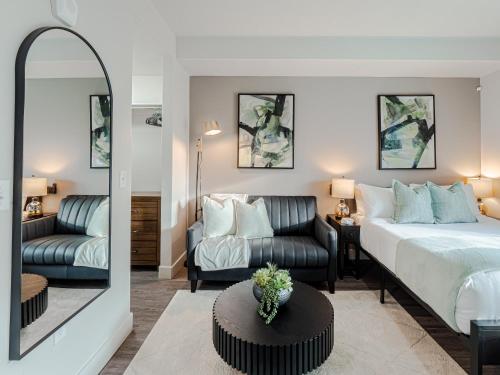 Convention Ctr Studio Designer Spa Pool Gym Parking — 4-Star Luxury Hotel in Salt Lake City, United States