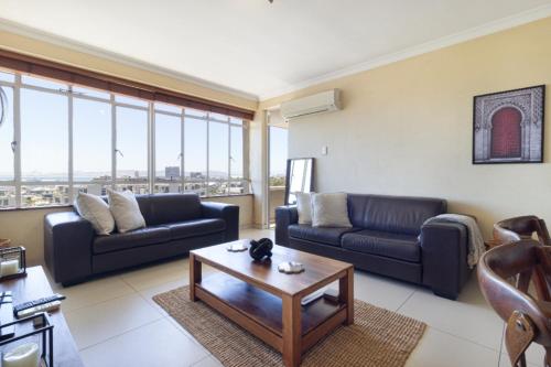 Devonshire 2 Bed apartment Green Point