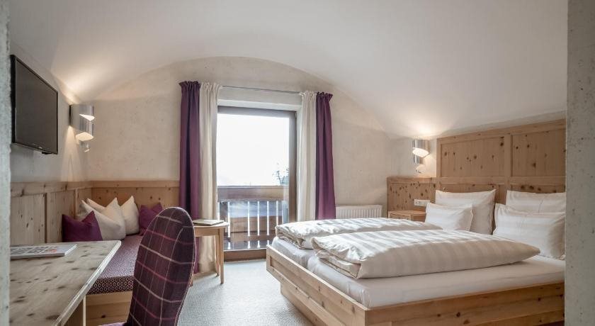 Wurmkogel - carbon neutral hotel in Soelden