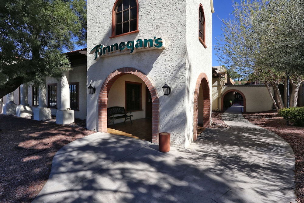 DoubleTree Suites by Hilton Tucson Airport - photo 32