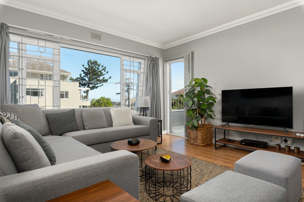 St Ronan's 1 — 4-Star Luxury Hotel in Cape Town, South Africa