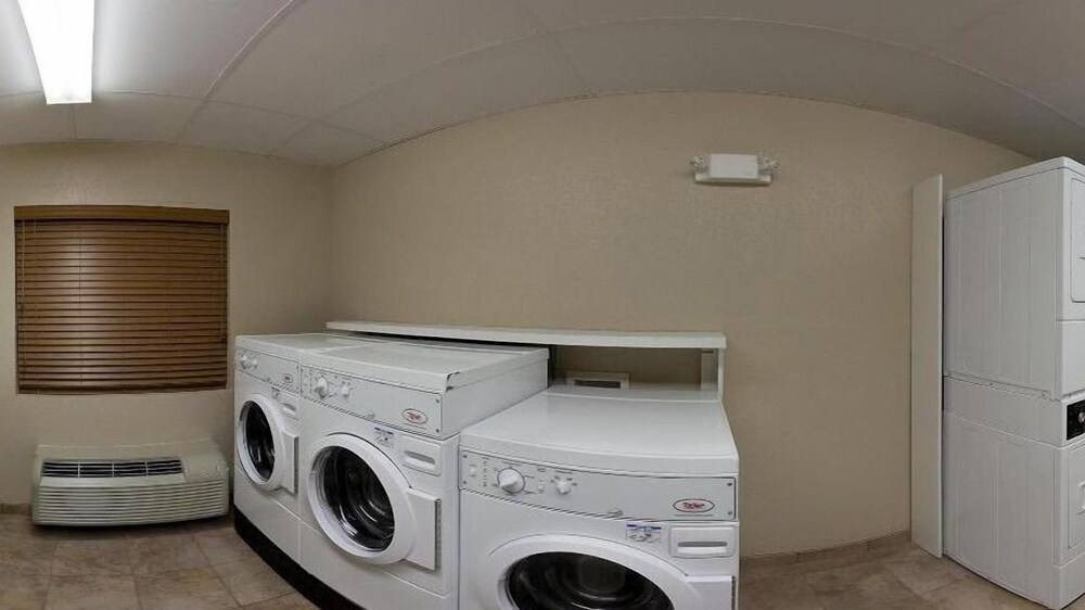 Candlewood Suites Ft Stockton by IHG - photo 21
