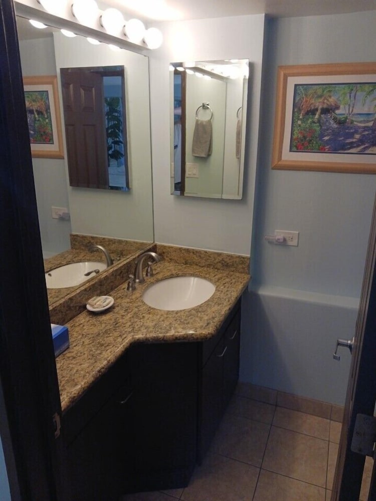 Diamond Head Beach Hotel - photo 74