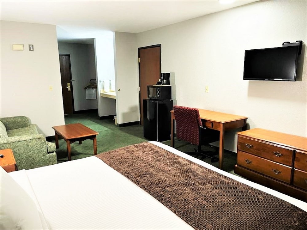Star City Inn & Suites - photo 10