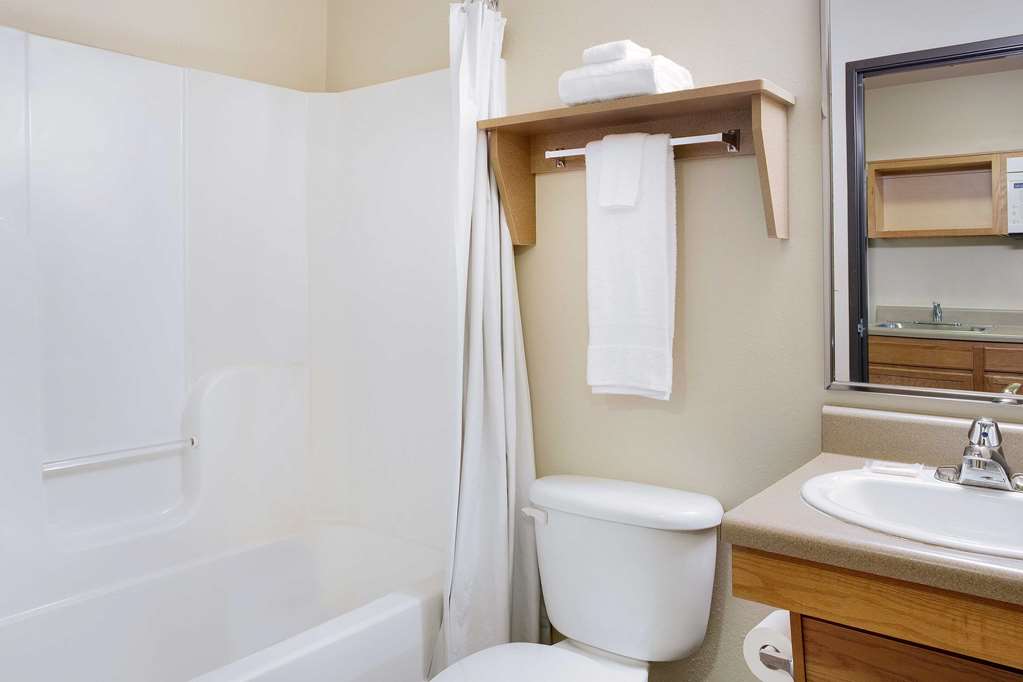 WoodSpring Suites Raleigh Northeast Wake Forest - photo 12
