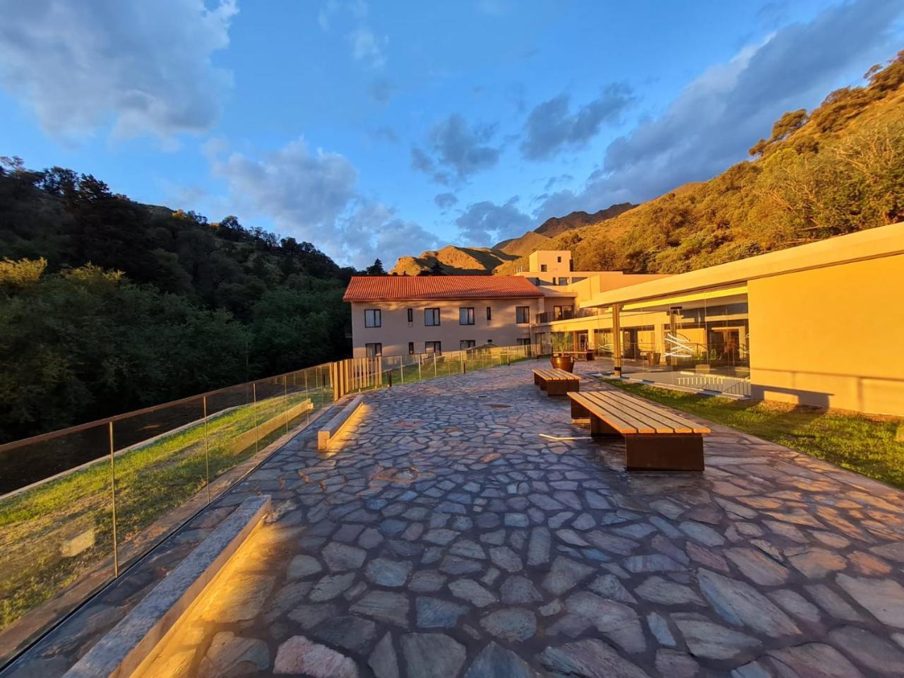 Hotel Estilo MB Merlo in Merlo, Argentina