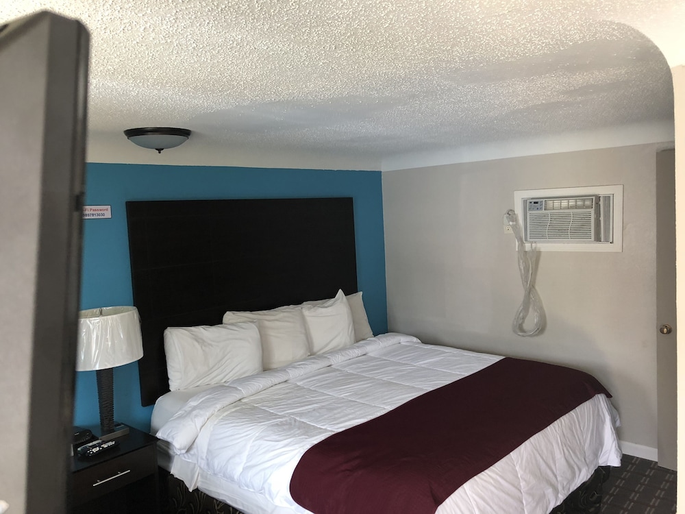 Gratiot View Motel - photo 7