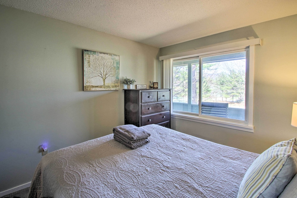 Cozy Bartlett Condo 1 Mi To Attitash Ski Resort - photo 3