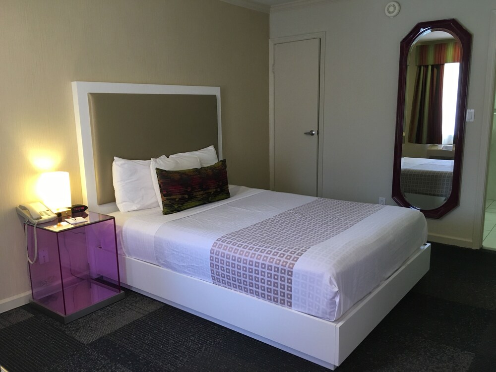 Inn at Golden Gate - photo 5