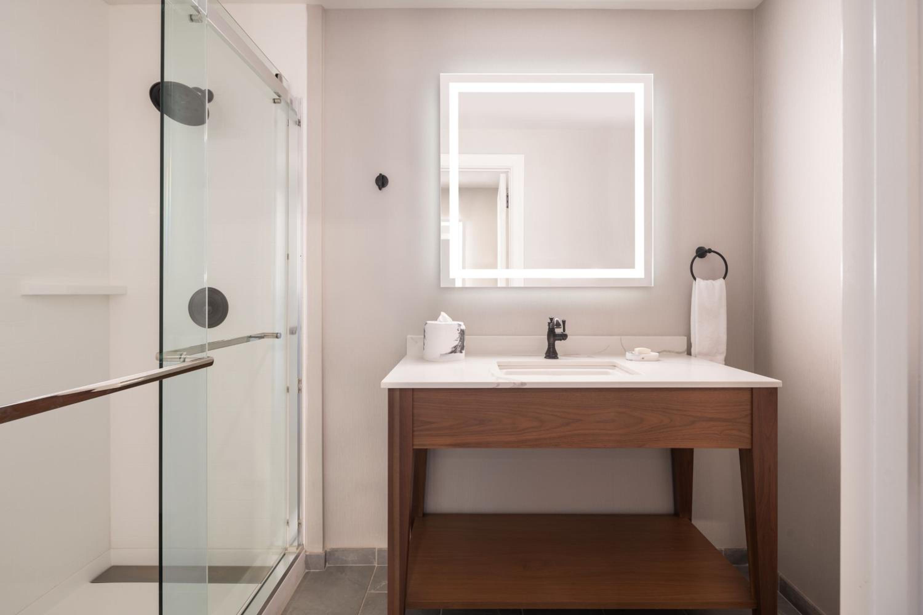 Blu Tique Hotel - photo 46