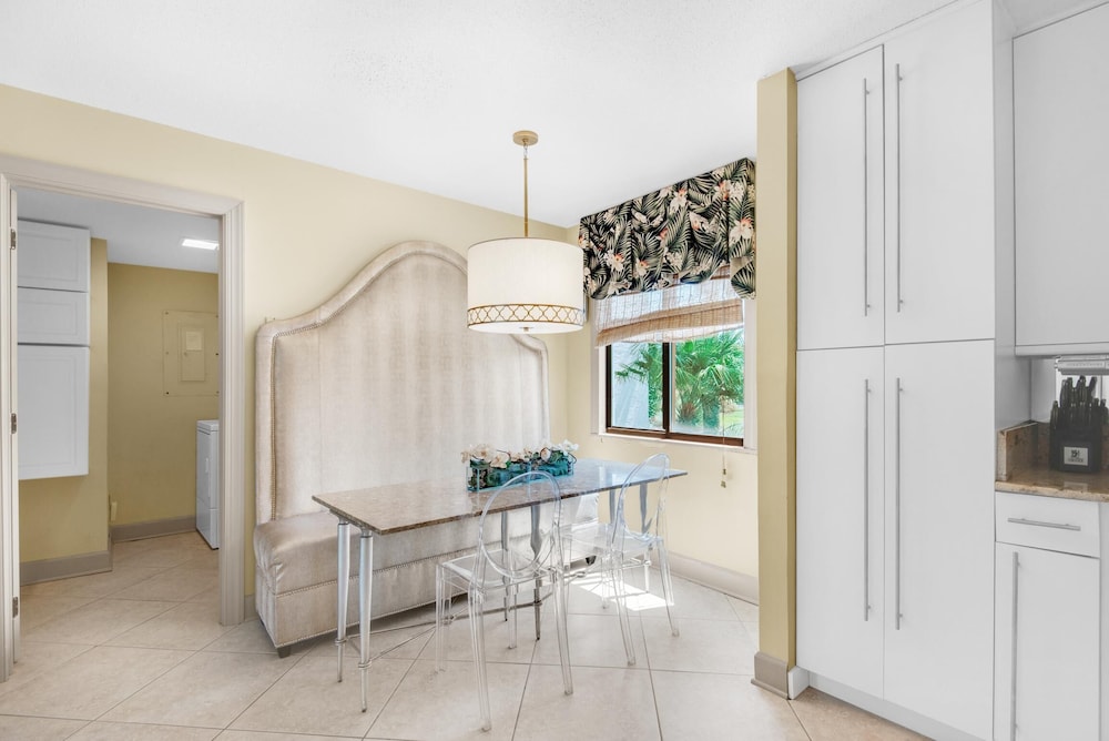 Shoreline Towers Townhouse 4 1 - photo 28