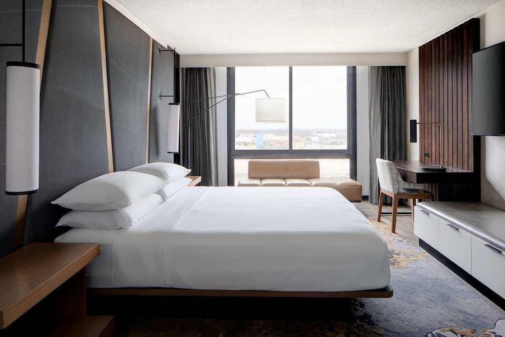 Houston Marriott South at Hobby Airport - photo 8