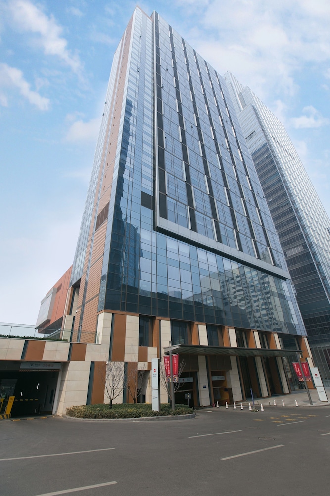 Cherry Residences May Fourth Square - last minute hotel in Qingdao