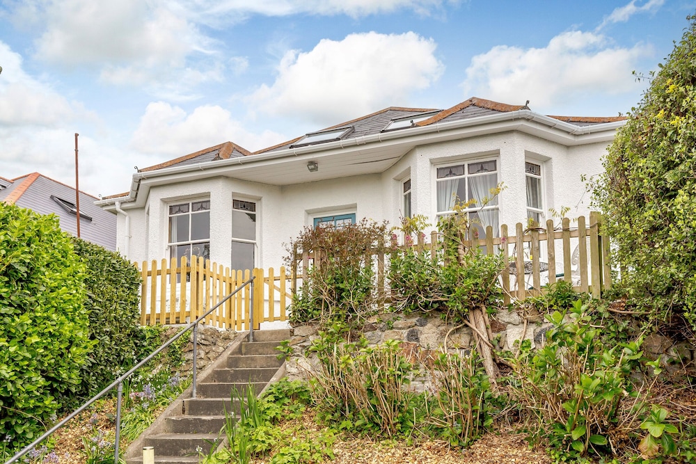 Wisteria - last minute hotel in St Austell