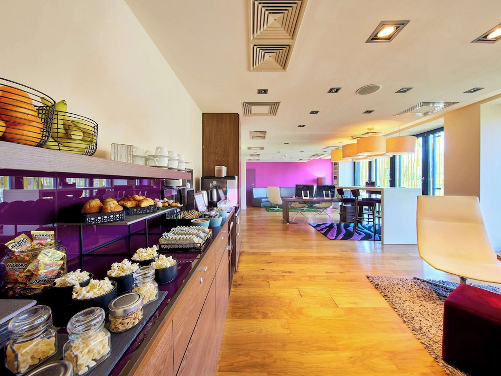 מזון ומשקאות