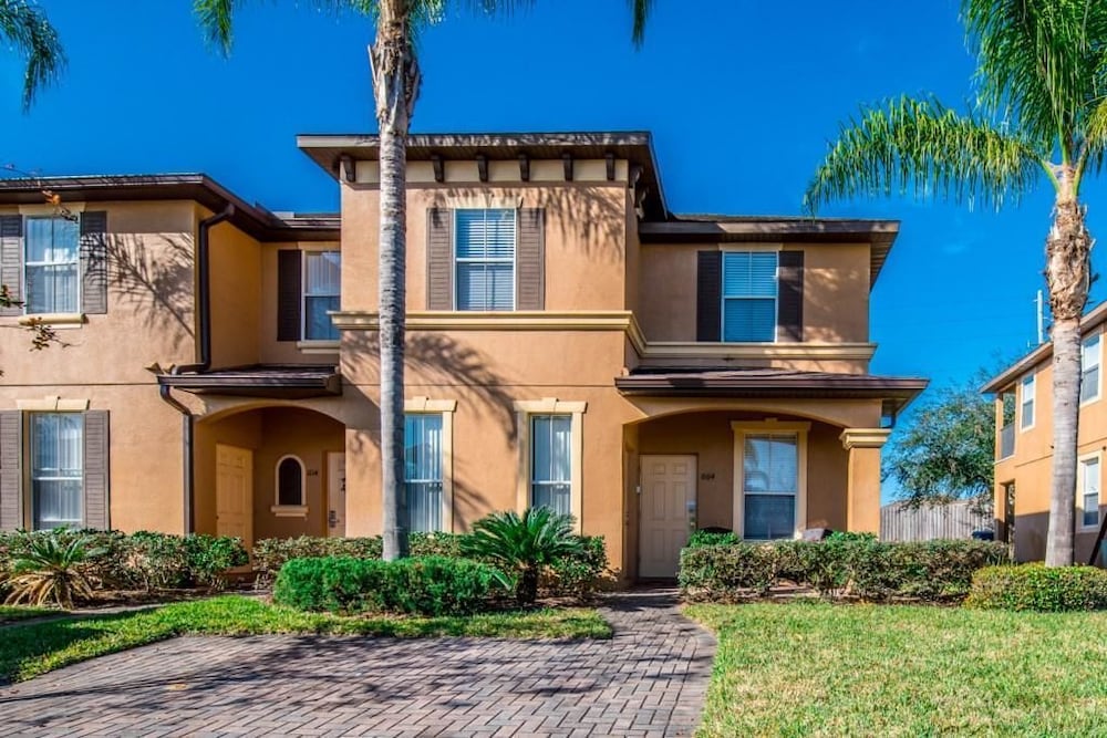 1104cal 4 Bedroom Townhome in a Resort Waterpark - photo 25