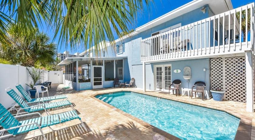 The Hummingbird By Beachside Management — hotel in Siesta Key