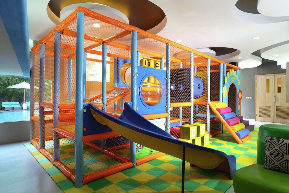 DoubleTree by Hilton Jakarta Diponegoro — Jakarta — photo 2