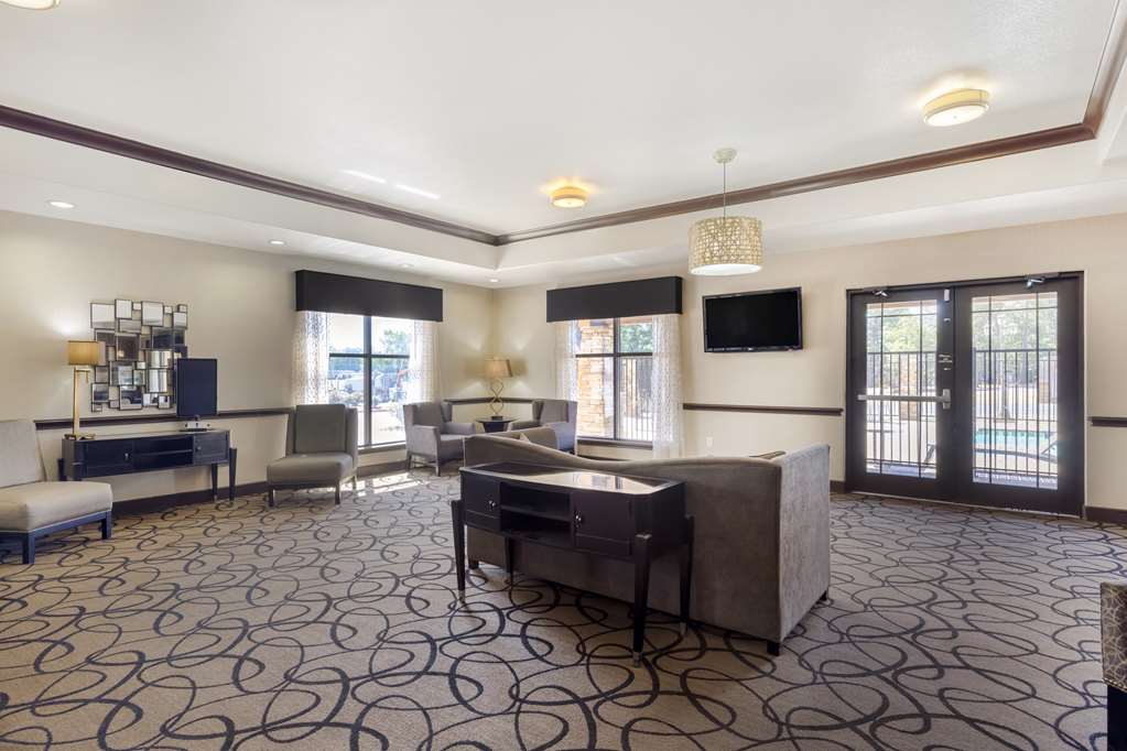 Best Western Plus Classic Inn & Suites - photo 5