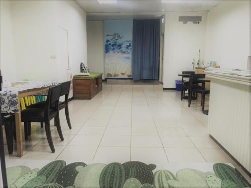Together Stay - last minute hotel in Unknown City