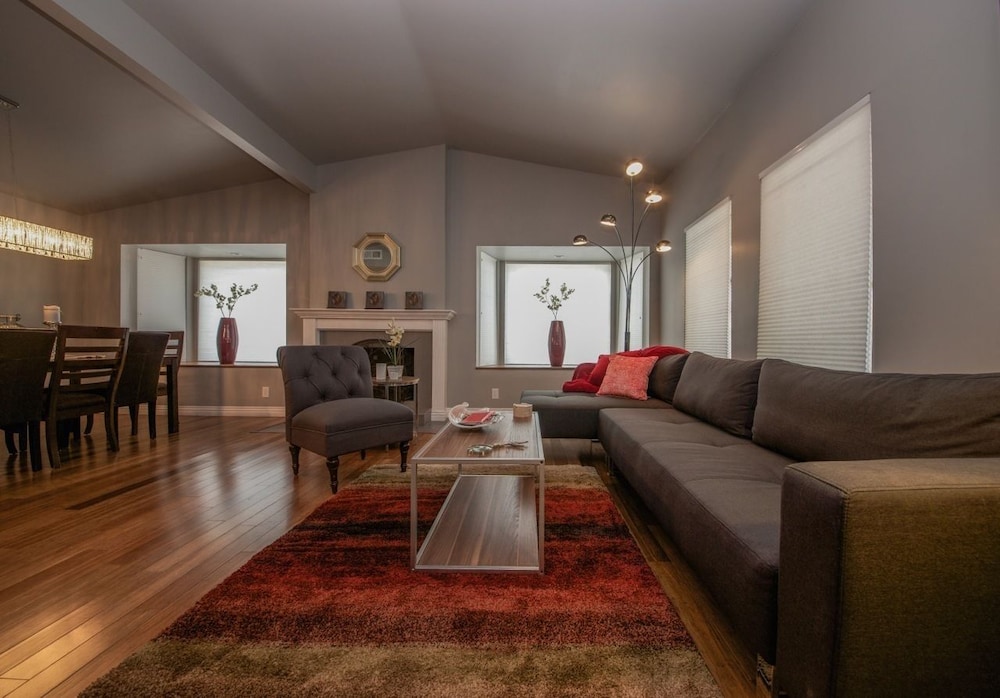 Immaculate 4bed 7min to Vegas Strip - photo 8