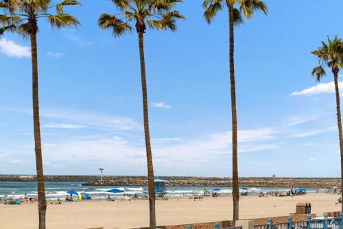 214A Beach and Water View Steps to the Sand in Oceanside, United States