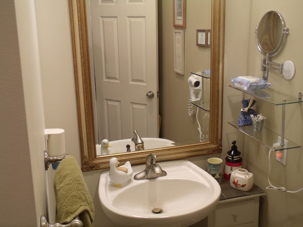 Inn to the Woods B&B - photo 14