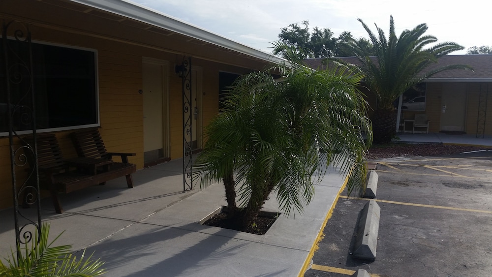 American Inn of Daytona - photo 34
