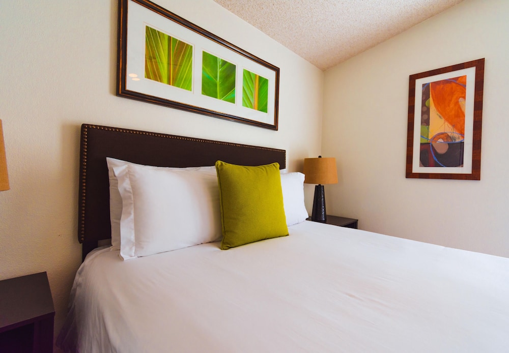 The Villas at Emerald Desert RV Resort - photo 13