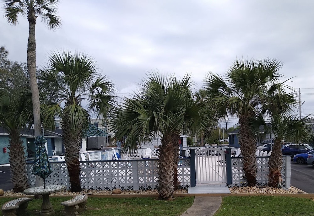 Gulf Coast Inn - photo 60