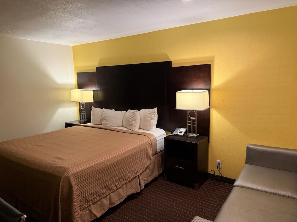 Hollister Inn - photo 8